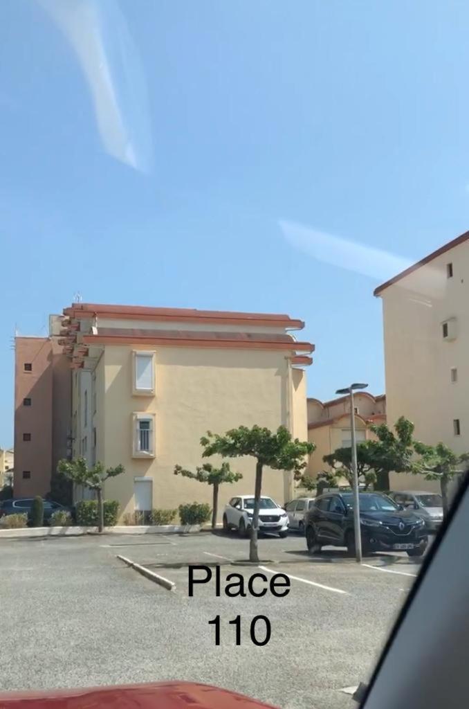 Les Palmiers De Gruissan, T2, Vue Port ! Apartment Exterior photo